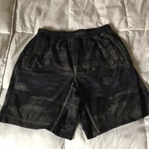 Large lulu lemon swim trunks